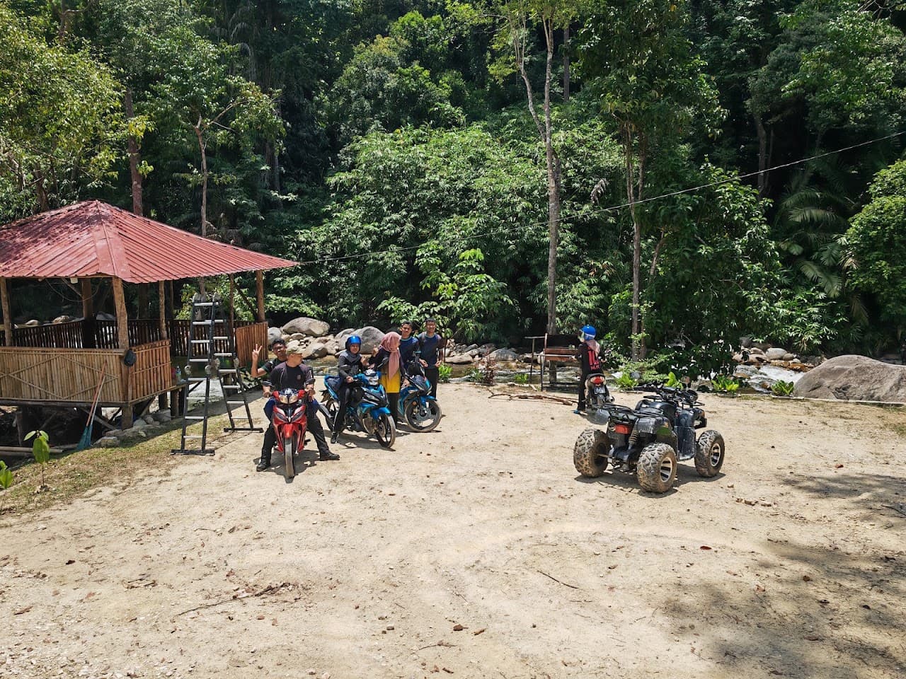 D'Embun Village Camp Site Gopeng team building