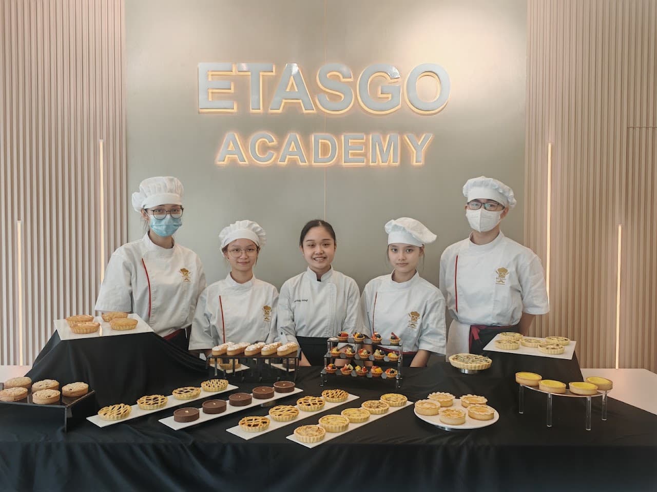 Etasgo Academy KL 伊泰阁餐饮科技学院(吉隆坡分院) team building