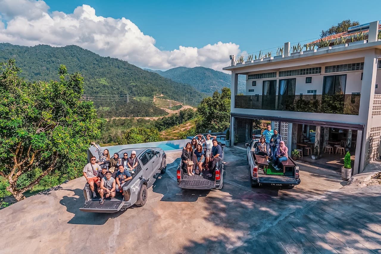 HillCrest Dawn by PLAY 垚 team building