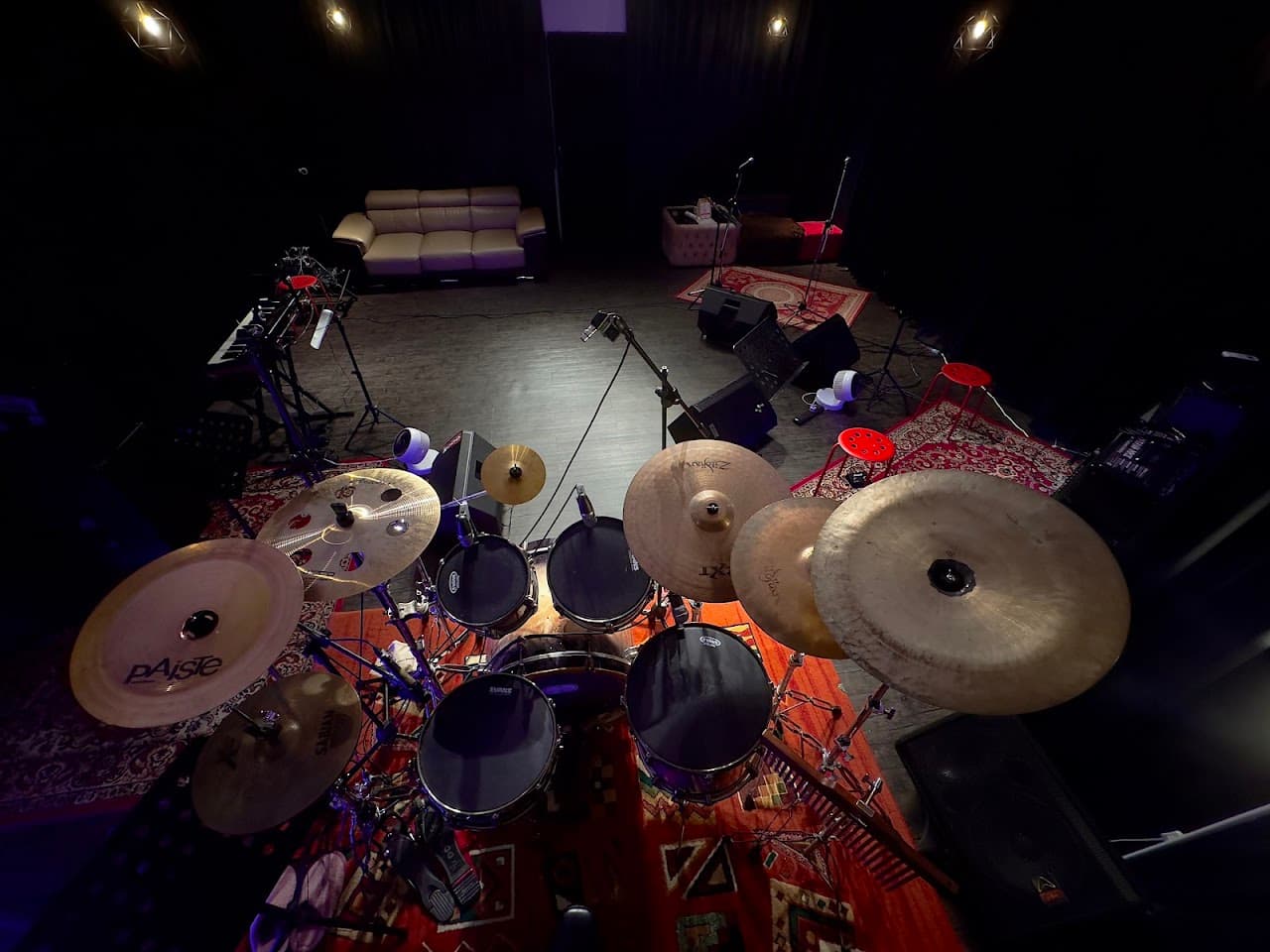 KYRIESON STUDIOS (rehearsal,jamming,recording) team building