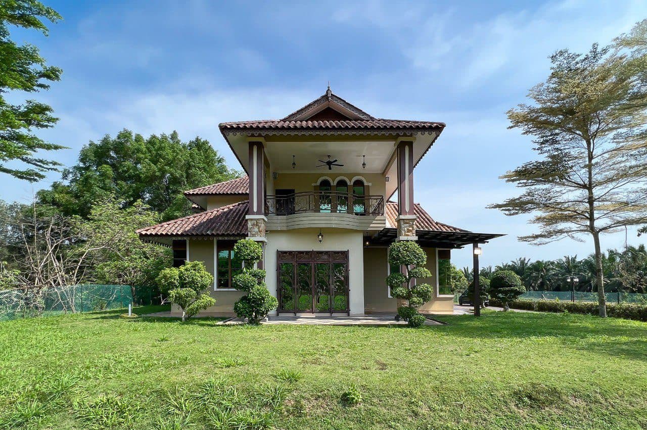 Luxury Villa Hening Sari, Umbai Melaka - Smarthome team building