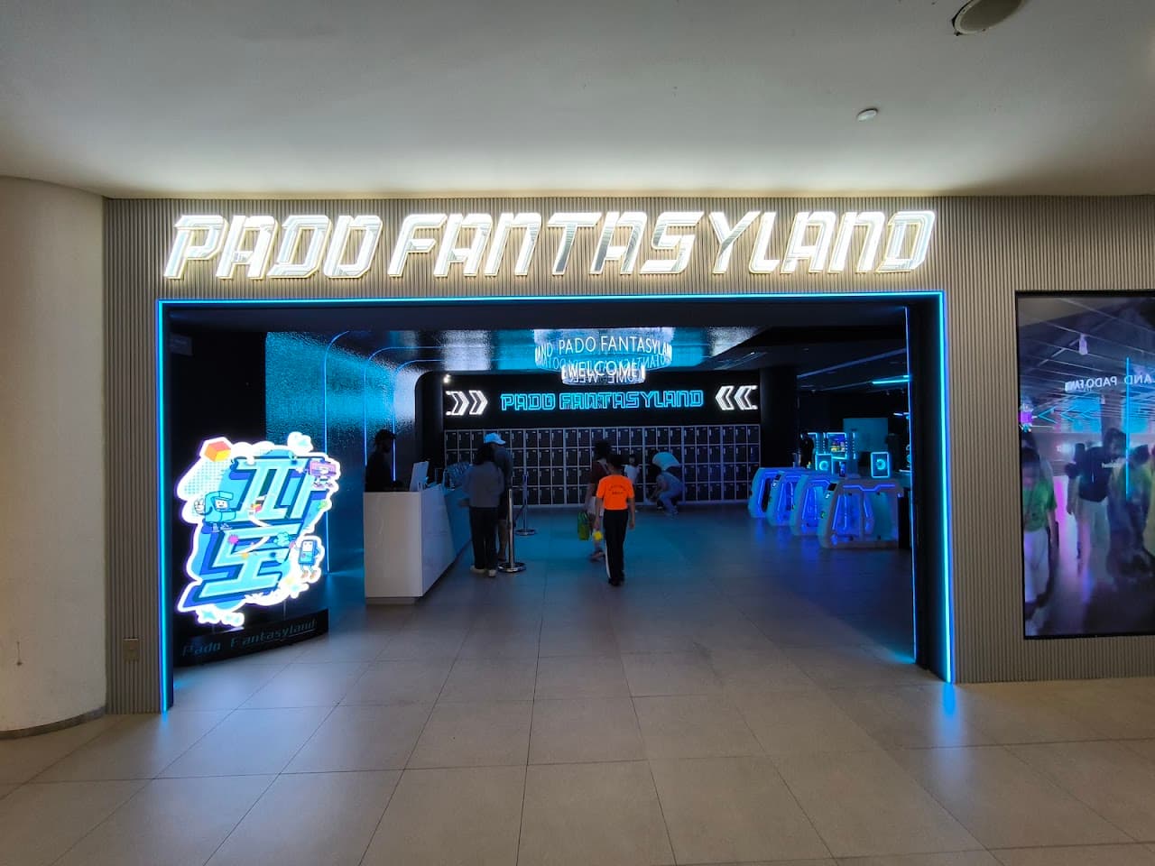 Pado Fantasyland team building